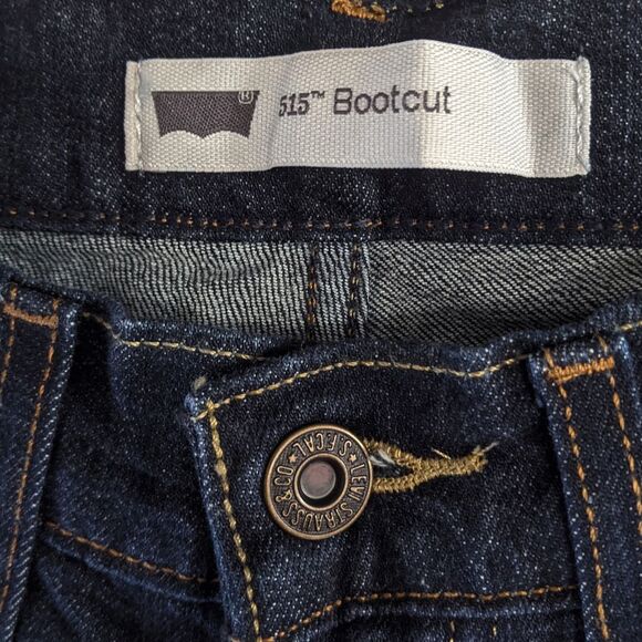 NWT Levi's 515 Bootcut Jeans Womens 4 / 27 in Dark Blue Wash Denim Mid Rise New - Picture 8 of 16